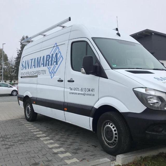 auto con el nombre de la empresa auto con el nombre de la empresa